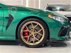 بی ئێم دەبڵیو 8 سیریەس